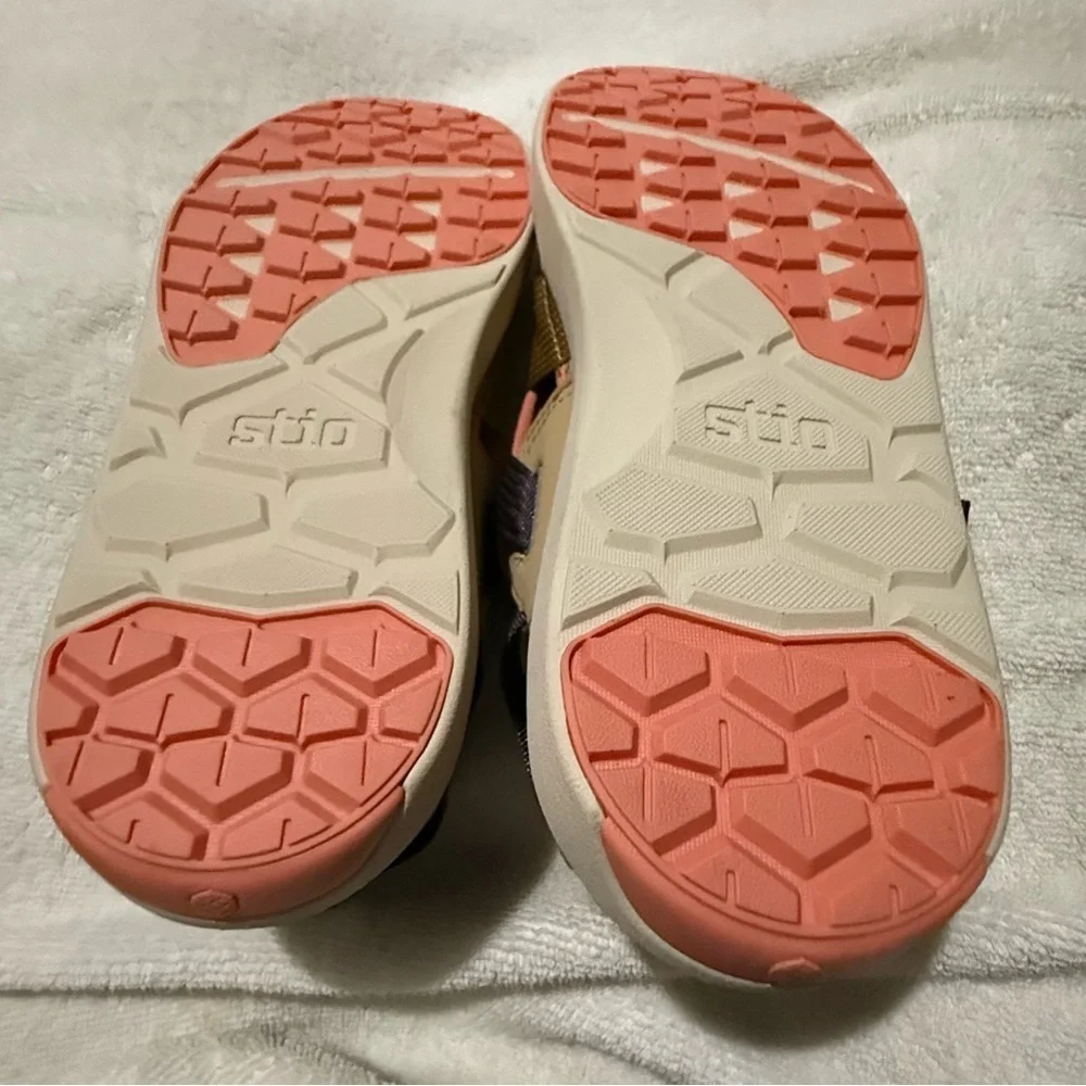 Stio women Tan and Coral Sandals